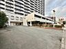 エントランス：【エントランス】都心の利便性を間近に、一歩奥へ入った静穏を愉しむロケーションです。