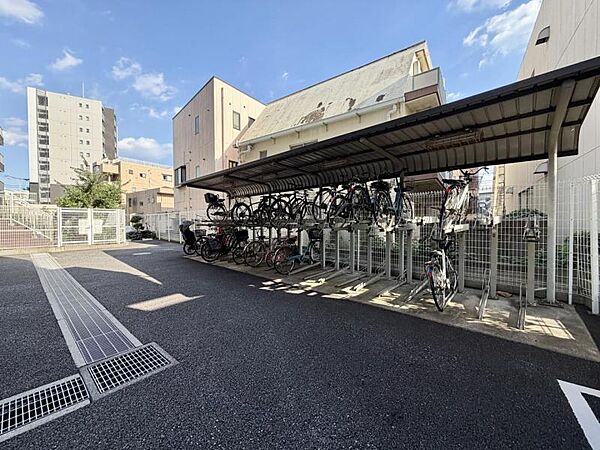 エントランスを拡大表示