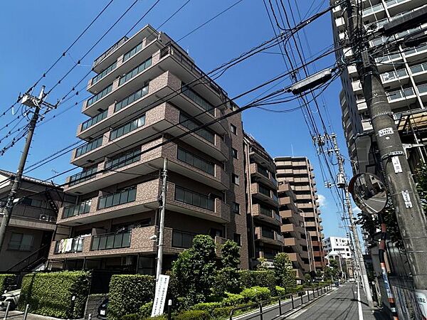 【外観】スタイリッシュな雰囲気の外観です。