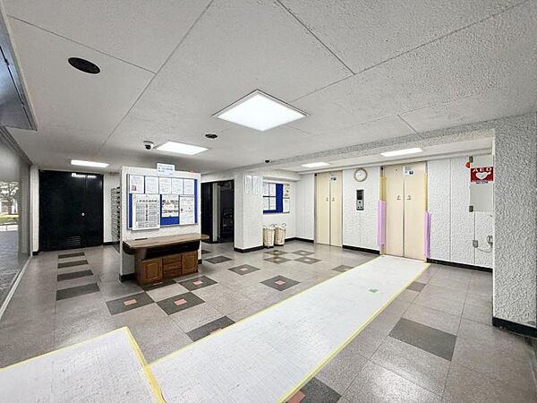 【エレベーター】エレベーター完備のため荷物が多くなっても安心。