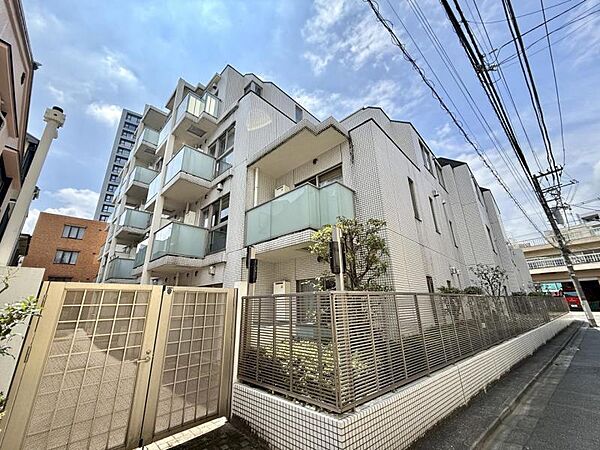 【外観】細部まで丁寧にデザインされた外観。