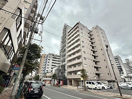【外観】派手すぎず、地味すぎない。ちょうど良い高級感が漂う大人の住まい。
