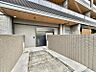 エントランス：【エントランス】落ち着いた雰囲気のエントランスです。