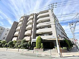 東京都世田谷区下馬1丁目