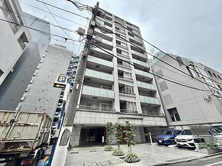【外観」】街に溶け込む佇まいのマンション