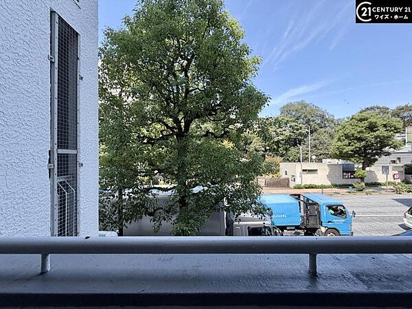 【眺望】開放感ある眺望で、毎日が特別なひとときに感じられます。