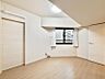 寝室：【洋室：6.7帖】一日の疲れをいやしてくれる主寝室。時を忘れて過ごす場所として過ごせるお部屋です。