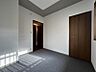 室内：【洋室】心地よい陽光が差し込む、快適なお部屋。