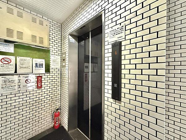 【エレベーター】エレベーター完備のため荷物が多くなっても安心。