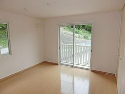 ロイヤルパレスＧII 1階2LDKのリビング/ダイニング