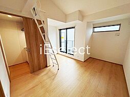 OursLavande（ウルスラヴァンド） 3階1Kのリビング/ダイニング