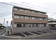 直江津駅より徒歩18分 築4年9ヶ月 3階建の賃貸物件