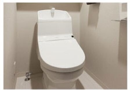 トイレイメージ写真。新築時カタログより抜粋。