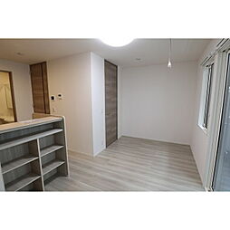 グラン・リオプレール 1階ワンルームのリビング/ダイニング