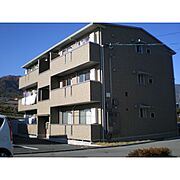 飯田駅よりバス12分 徒歩5分 3階 築17年の賃貸物件