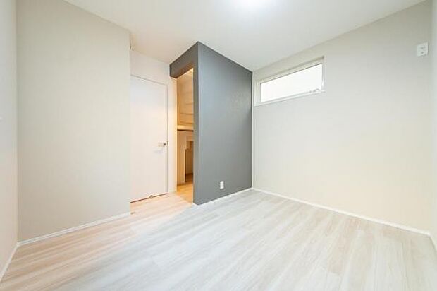 サービスルーム/収納部屋・テレワークスペース・書斎などライフスタイル合わせて活用できます。