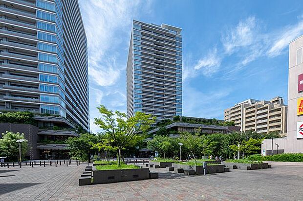 ソコラ武蔵小金井クロス 徒歩20分。 1579m