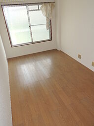 ブルーポイント 3階1Kのリビング/ダイニング