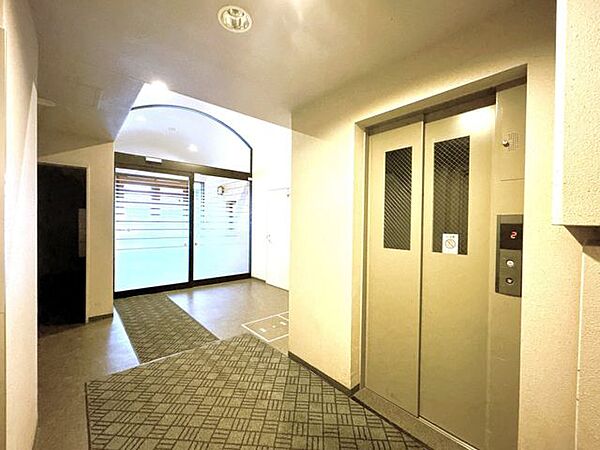 【エレベーター】共用部。エレベーターは1基です。