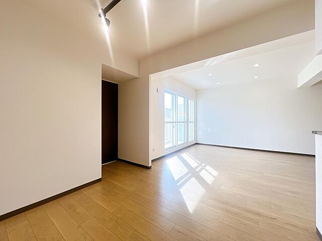 リビング/ダイニング オリンピア月寒公園弐番館 3階/-