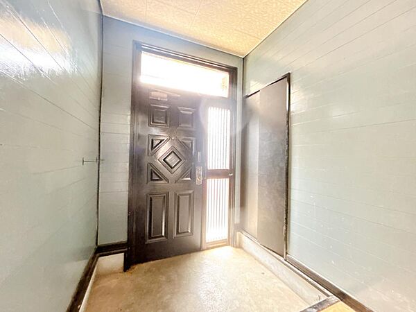 detached 北海道千歳市弥生3丁目11-2
地図を見る