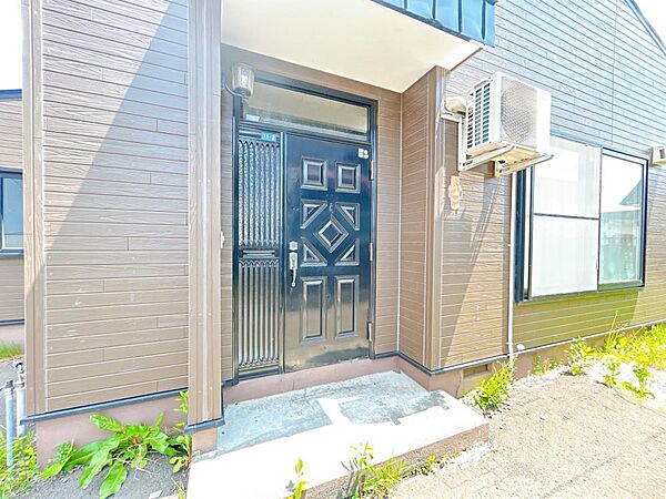 detached 北海道千歳市弥生3丁目11-2
地図を見る
