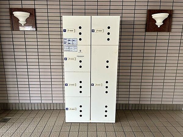 【宅配ボックス】宅配ボックスがあるとネットでの買物で便利ですね。