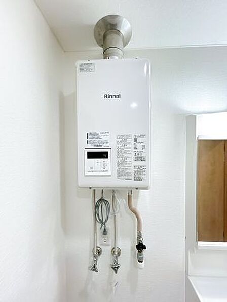 【リフォーム後】ボイラーは新品に交換しました。毎日使うものが新品だとうれしいですね。