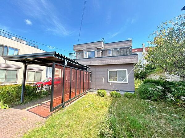 【リフォーム中　外観】外壁・屋根塗装、塀一部撤去、駐車拡張、庭木伐採、敷地清掃等