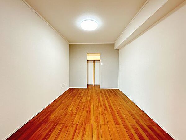 寝室を拡大表示