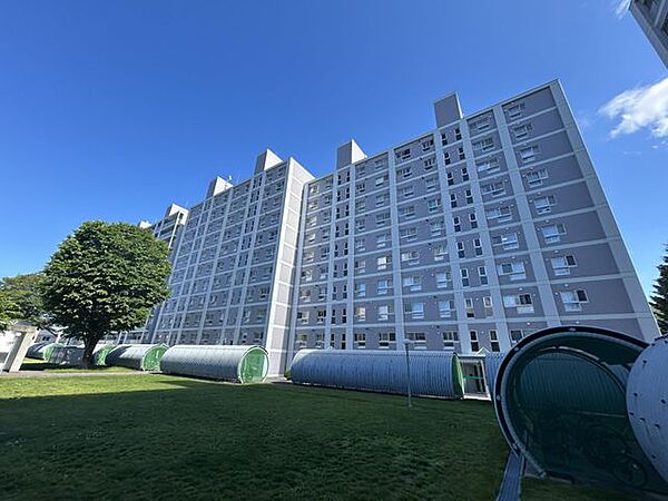 価格には消費税、リフォーム費用を含みます。リフォーム中でもご案内可能。内覧希望の方はお電話ください。