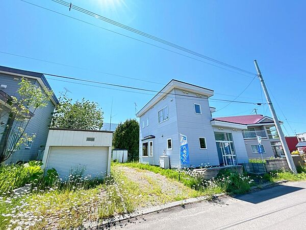 detached 北海道空知郡南幌町西町2丁目6-14
地図を見る
