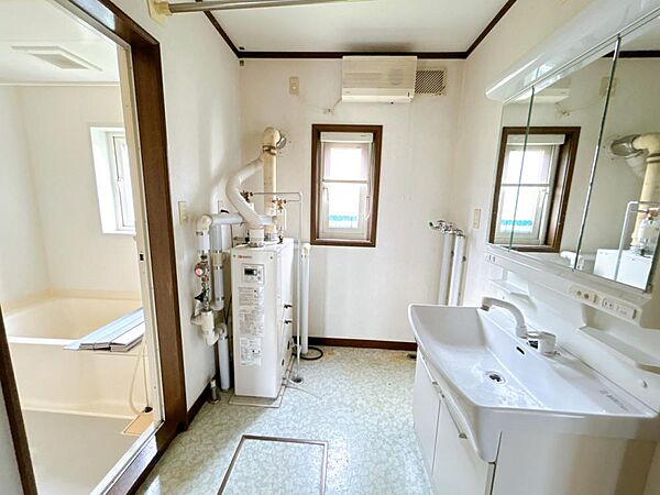 detached 北海道三笠市美園町70-49
地図を見る