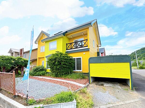 detached 北海道三笠市美園町70-49
地図を見る