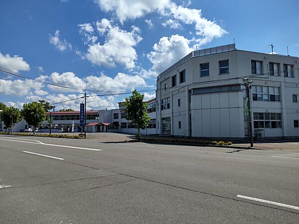 detached 北海道三笠市美園町70-49
地図を見る