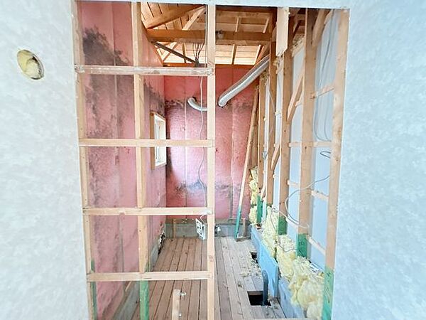 【RF中　浴室】お風呂も新品に交換します。広々としたお風呂は嬉しいですね。