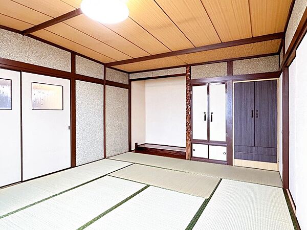 detached 北海道深川市西町15-13
地図を見る