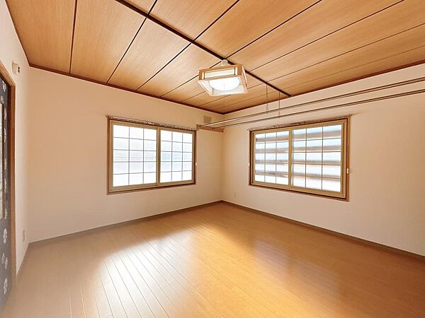 detached 北海道名寄市東五条南2丁目63-26
地図を見る