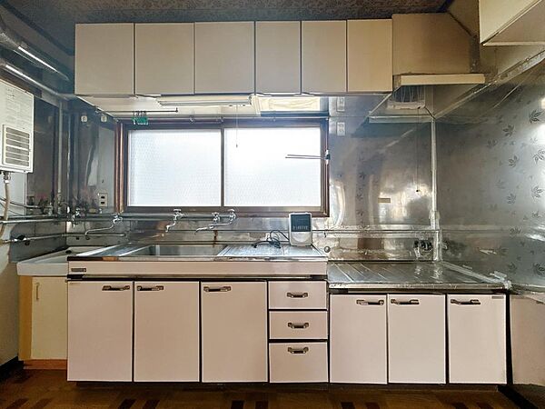 detached 北海道士別市西一条16丁目3141-229
地図を見る