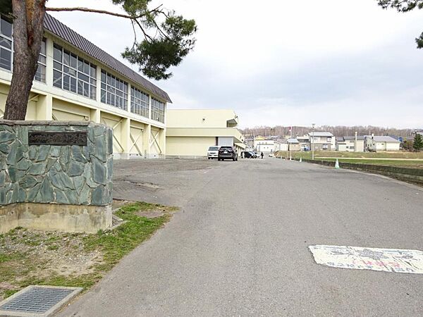 detached 北海道士別市西一条16丁目3141-229
地図を見る