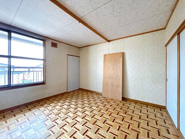 detached 北海道士別市西一条16丁目3141-229
地図を見る