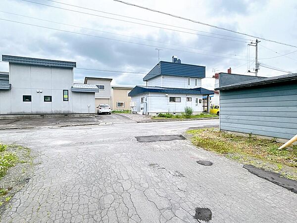 detached 北海道名寄市東六条南1丁目57-54
地図を見る