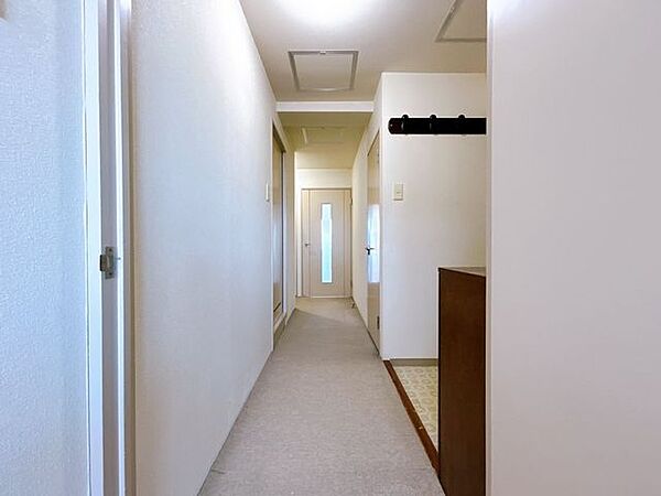 【廊下】廊下の写真です。