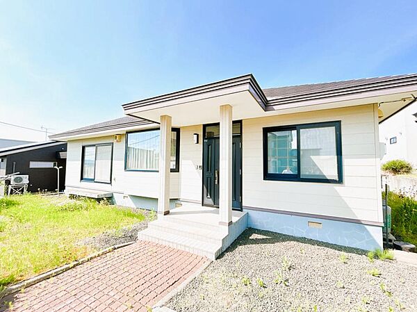 detached 北海道網走郡大空町女満別夕陽台2丁目5-13
地図を見る