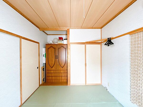 detached 北海道網走郡大空町女満別夕陽台2丁目5-13
地図を見る