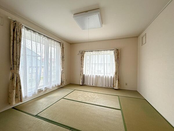detached 北海道網走郡美幌町字元町28-26
地図を見る