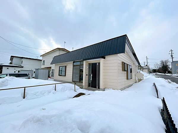 detached 北海道北見市三楽町126-2
地図を見る