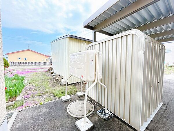 【リフォーム済】灯油タンクが設置されいますのでFFストーブ設置可能です。