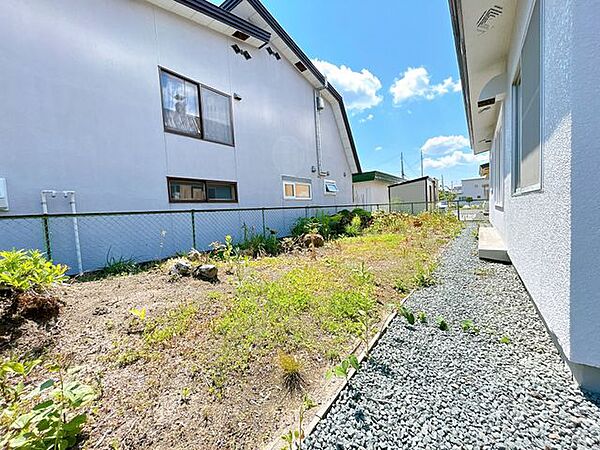 【リフォーム済】庭付きの住宅です。ガーデニングにいかがでしょうか。