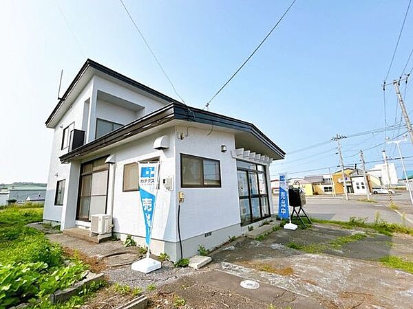 【リフォーム済】外観別アングルです。屋根外壁の塗装を行いました。外観から、キレイに生まれ変わりました。